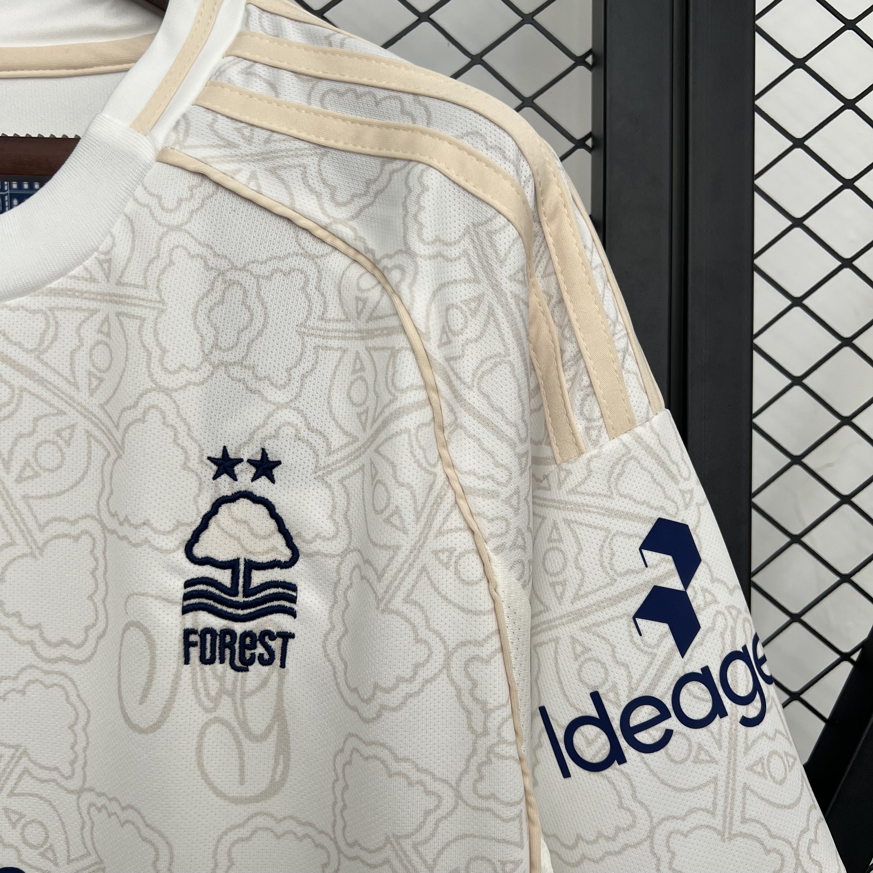2025/26 Nottingham Forest Away Football Shirt Fan version