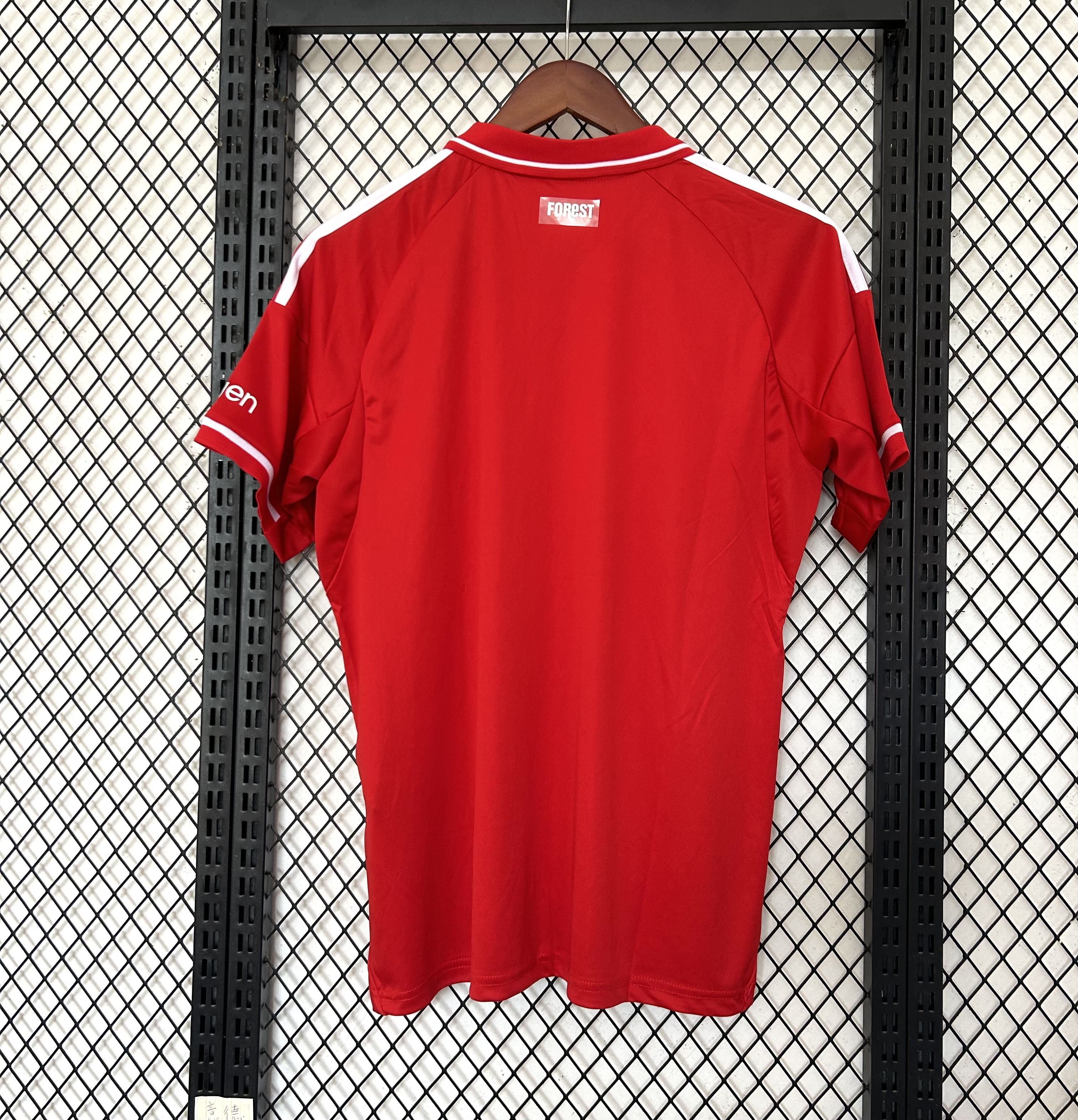 2025/26 Nottingham Forest Home Football Shirt Fan version