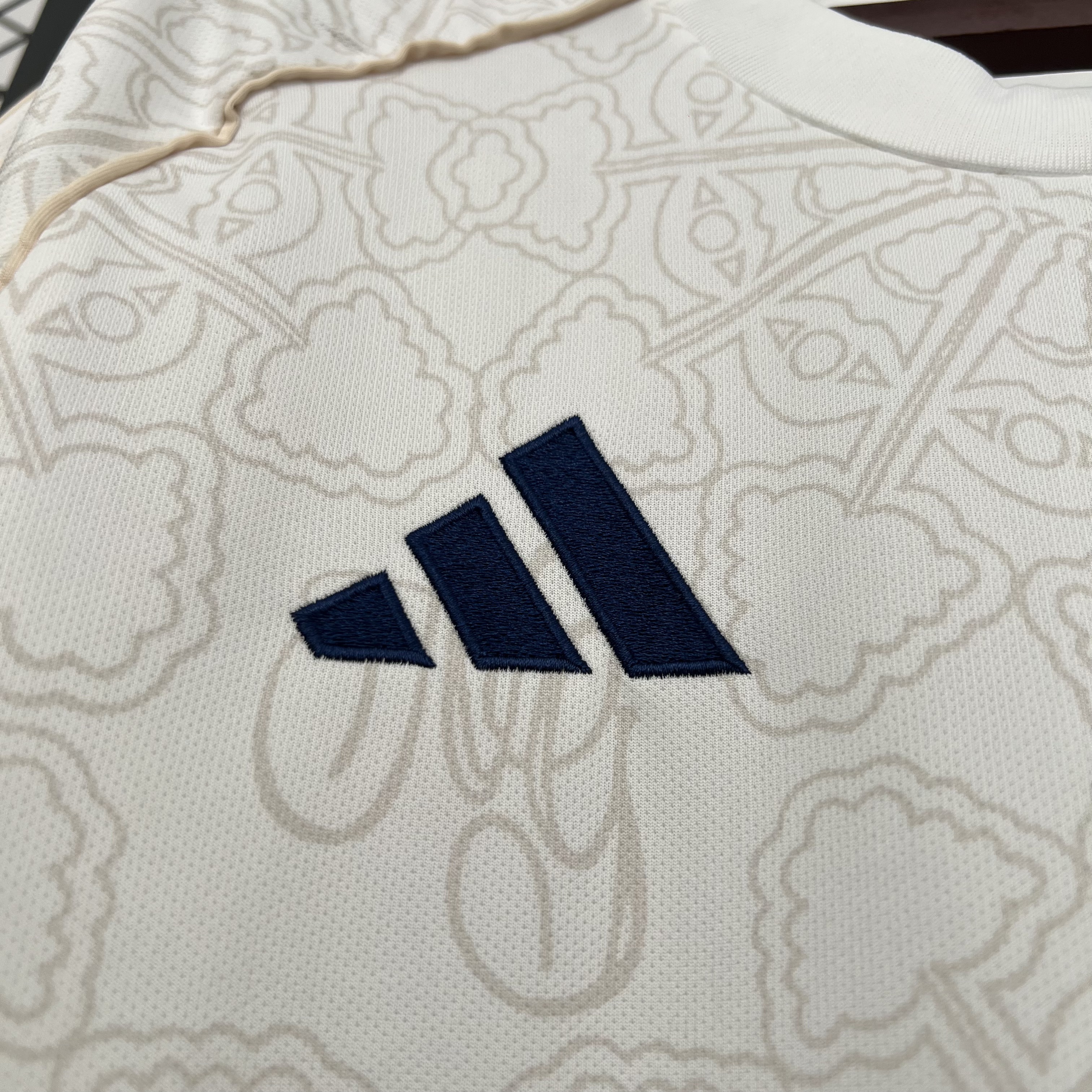 2025/26 Nottingham Forest Away Football Shirt Fan version