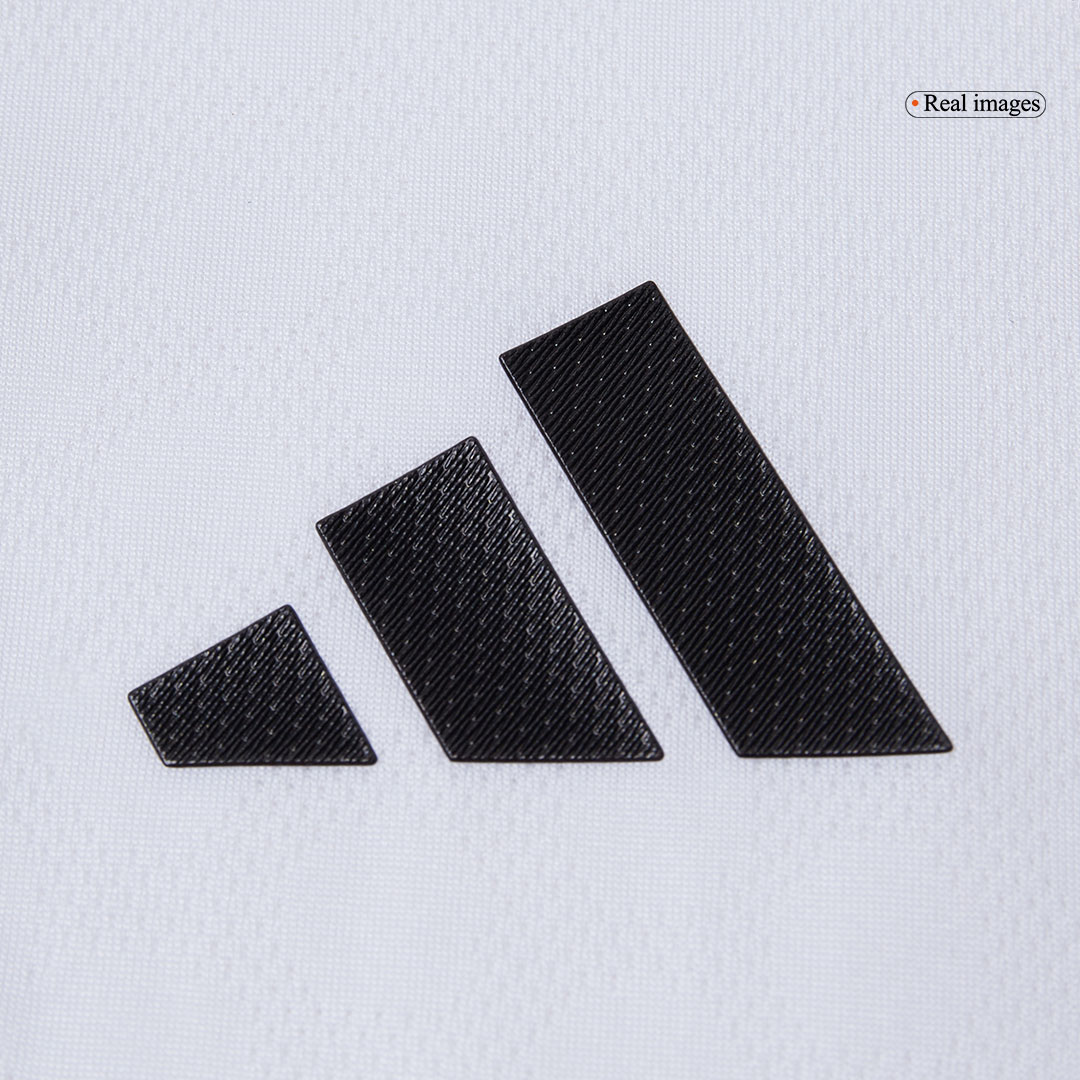 25/26 Real Madrid Home Football Shirt Player version