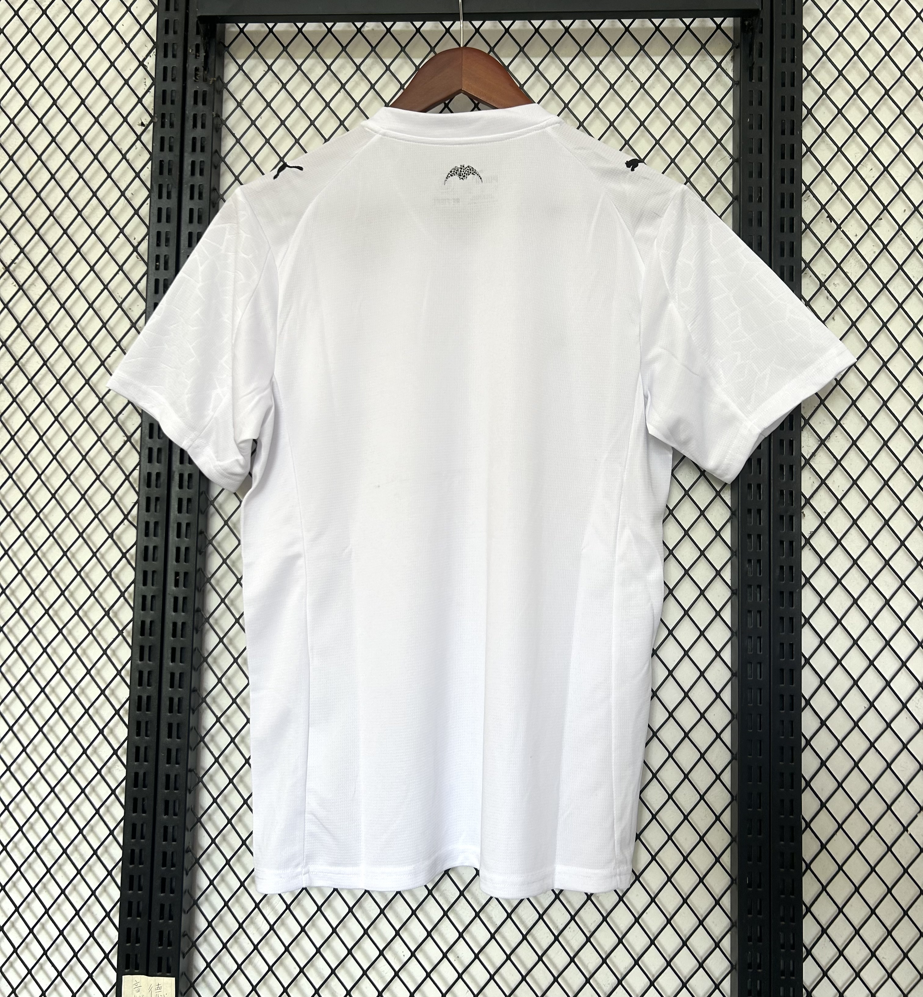 2025/26 Valencia Soccer Jersey Home Custom Football Shirt Fan Version